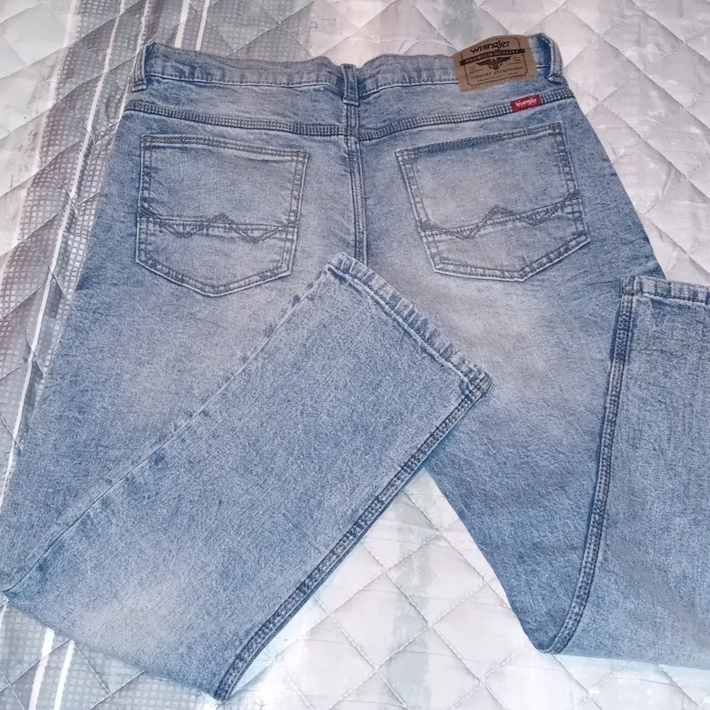 NWT wrangler 14 huskey slim fit blue jeans